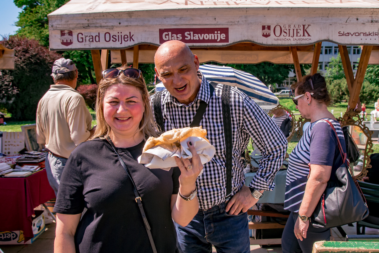 Sajam antikviteta kod Školjke Sajam antikviteta kod Školjke