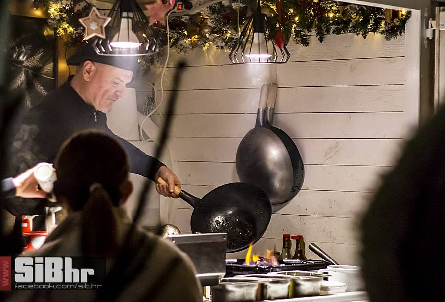 Advent_u_Osijeku_2017_otvorenje