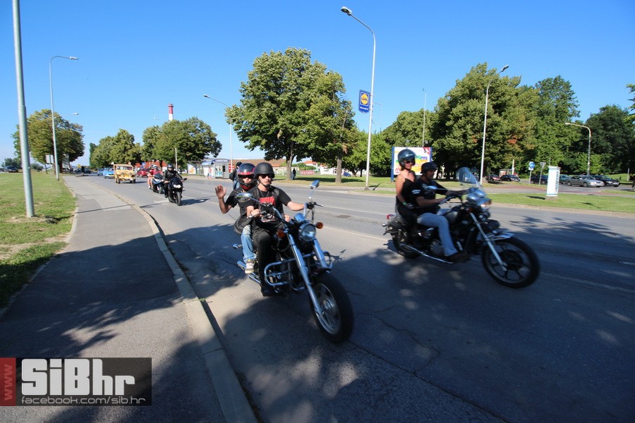 motorijada_osijek_defile_SiBhr_