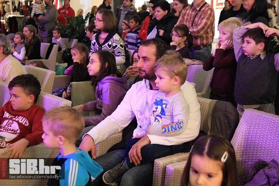 bozicna_bajka_am_33 bozicna_bajka_am_33