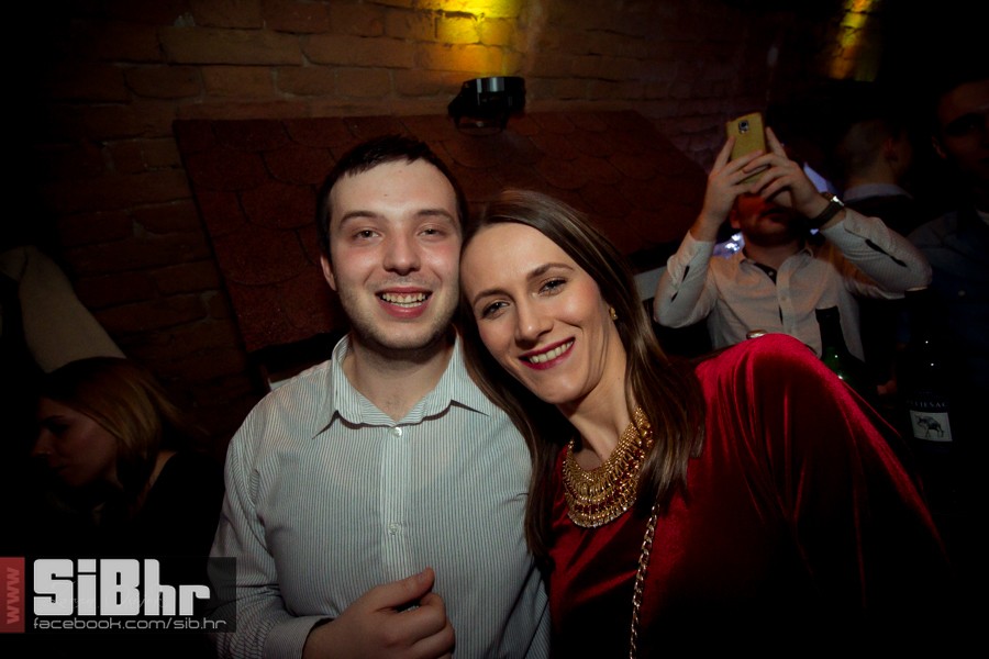 jole_outside_9