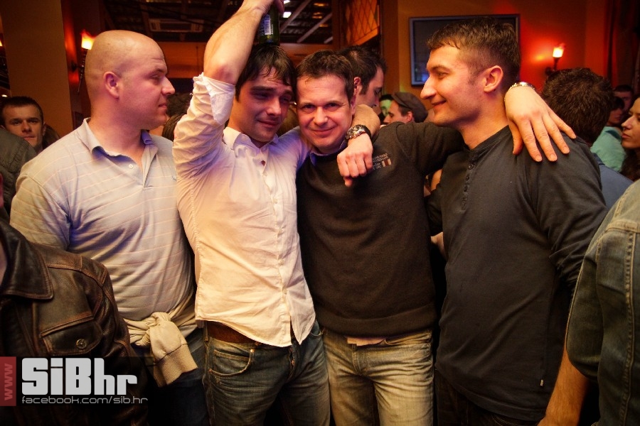 old_bridge_pub_13042013_sibhr_1 old_bridge_pub_13042013_sibhr_1