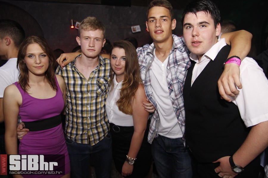 red_carpet_zoran_bastion_22