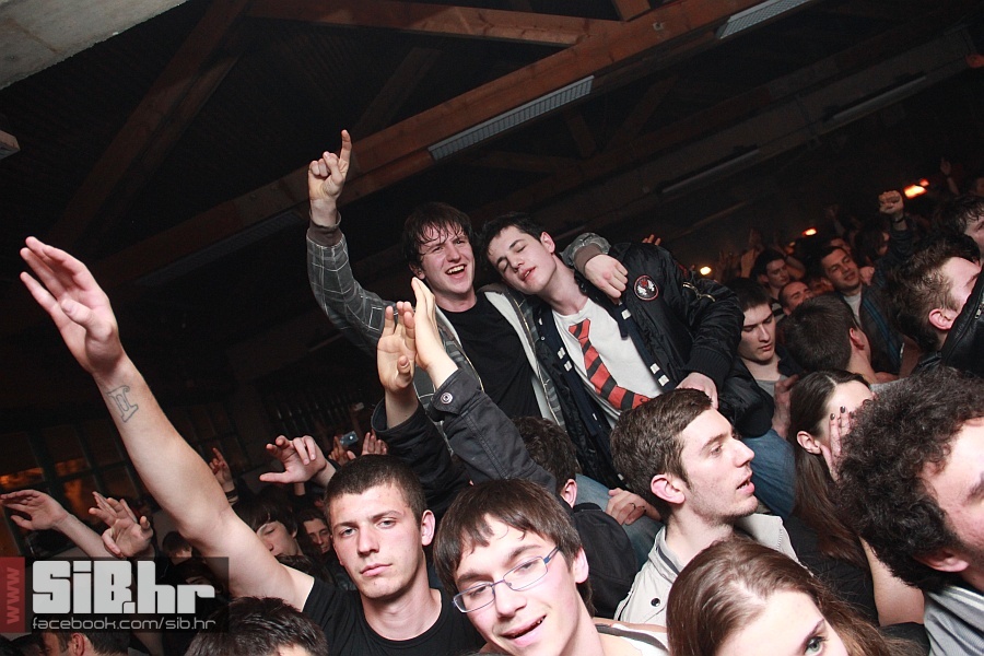 majke_pampas_23_03_2012_sibhr_0