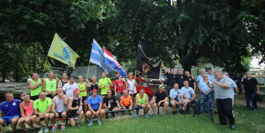 crveni_fico_2016_osijek_SiBhr_1 crveni_fico_2016_osijek_SiBhr_1