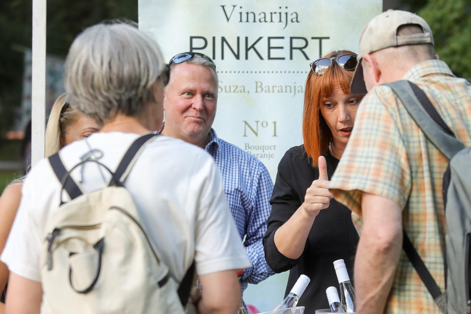 Večeri vina i umjetnosti, srpanj 2022.