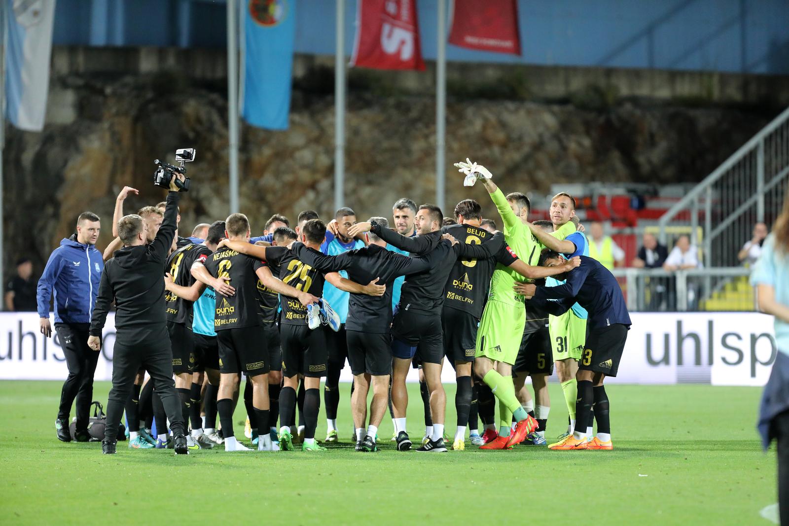 HNK Rijeka – NK Osijek HNK Rijeka – NK Osijek