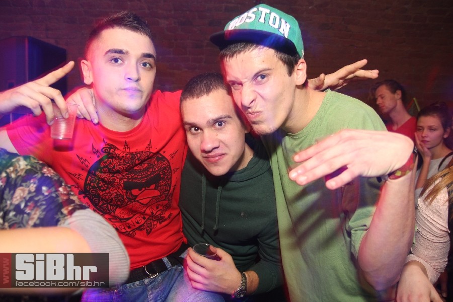 2014_10_19_epic_osijek_nightlif