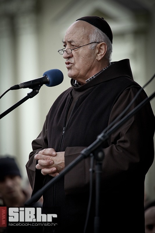 vukovar_prosvjed_protiv_cirilic