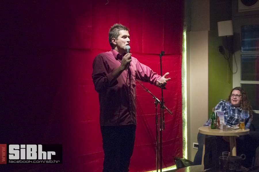 stand_up_2015_SiBhr_36