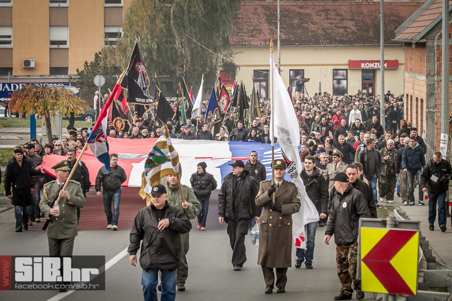 kolona_sjecanja_vukovar_1811201