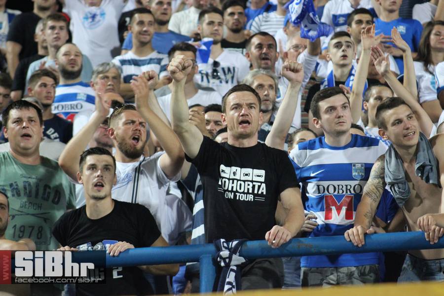 osijek-psv_SiBhr_46
