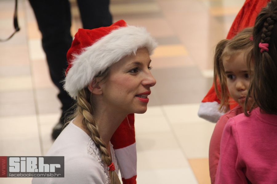 Bozic_AvenueMall_SiBhr_08 Bozic_AvenueMall_SiBhr_08