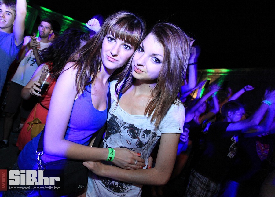 ufo_1_dan_07072012_sibhr_by_006