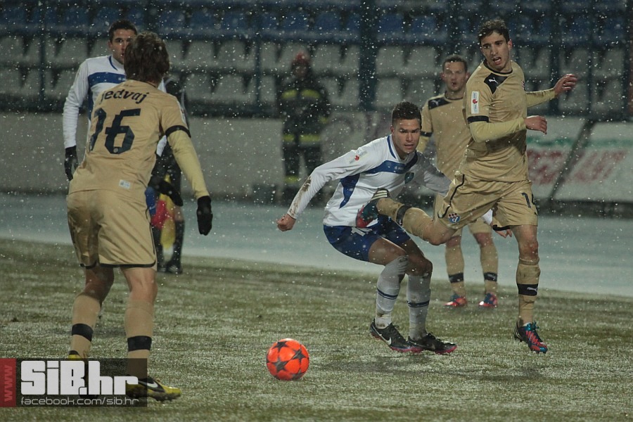 osijek_dinamo_2_1_10022013_sibh