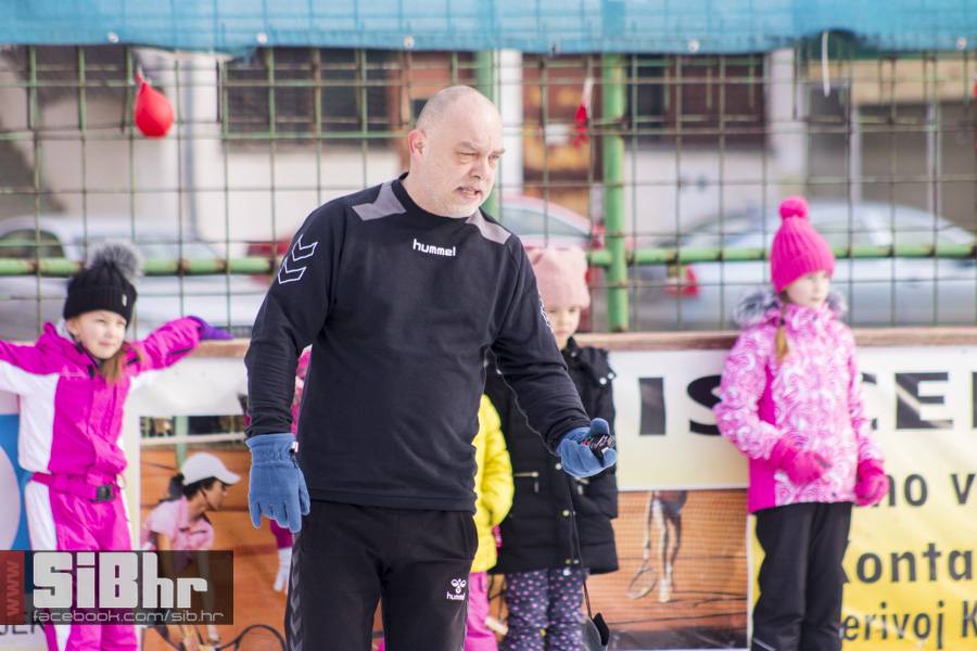 mala_klizaljka_sokol_1