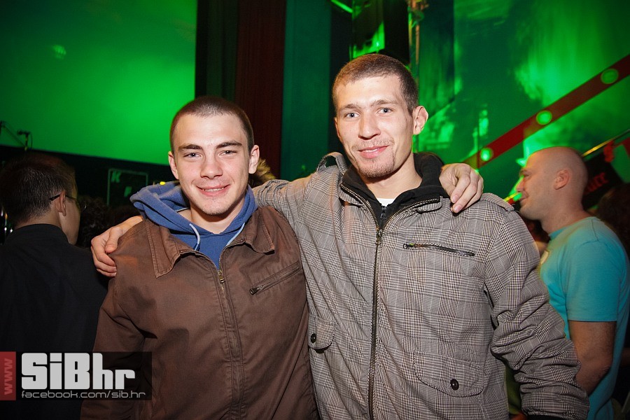 hladno_pivo_kino_europa_1210201