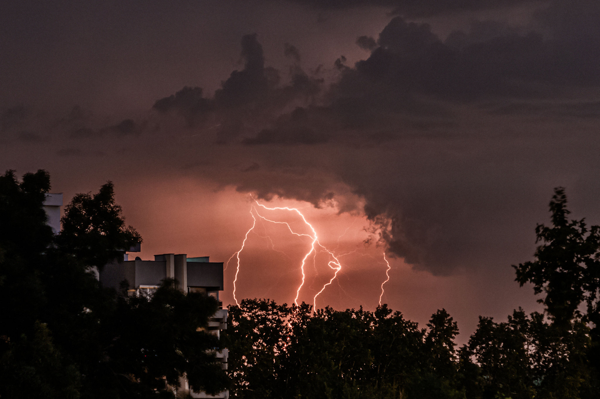 Munje iznad Osijeka