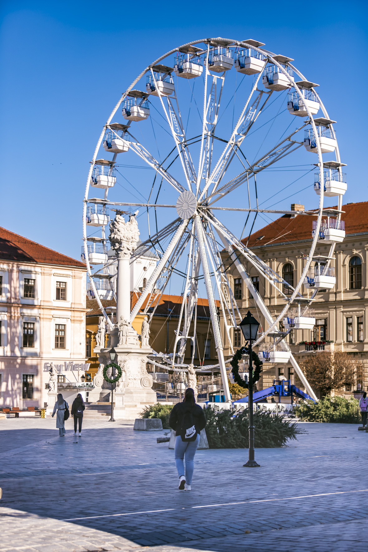 Pripreme za početak Adventa u Osijeku Pripreme za početak Adventa u Osijeku