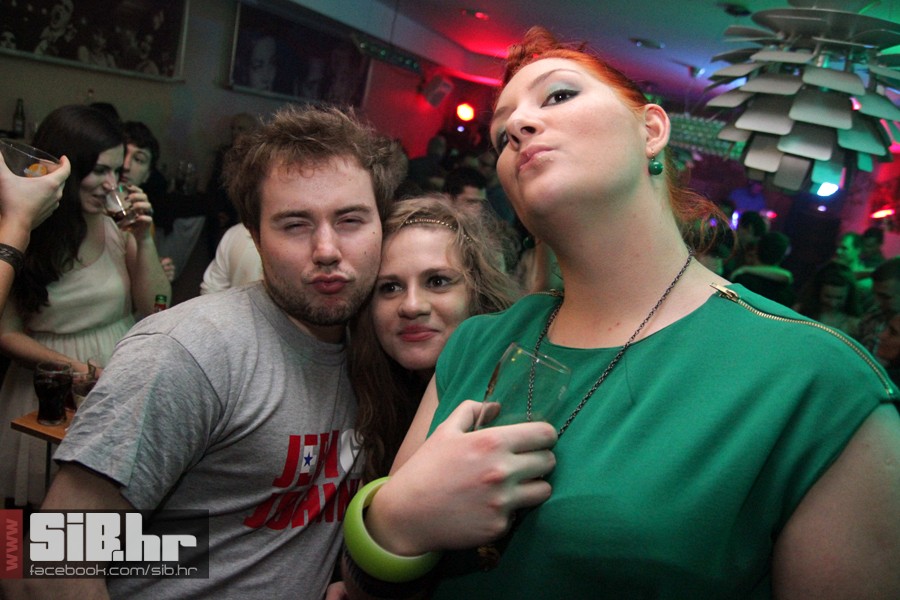 novagtrgkinolumiermediumlotus60 novagtrgkinolumiermediumlotus60