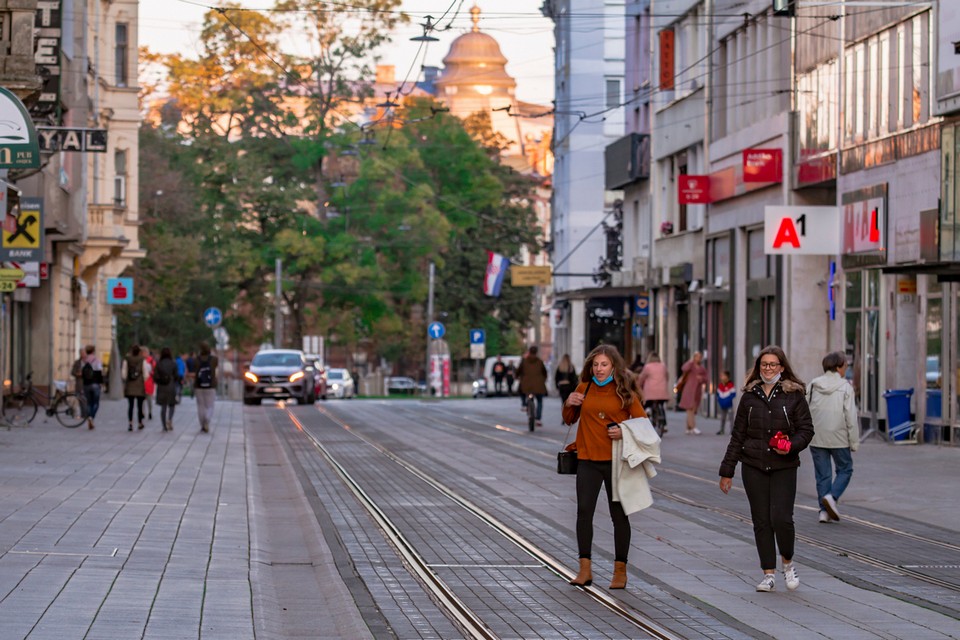 Nedjeljna šetnja promenadom