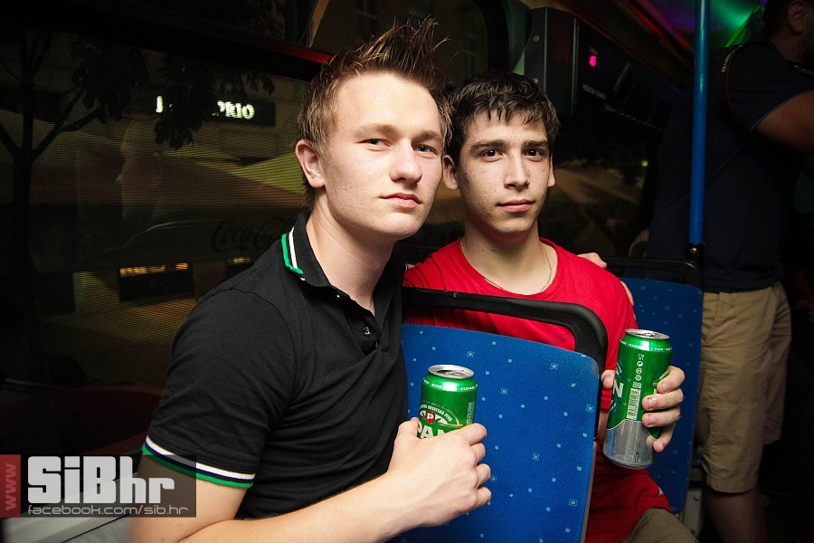 ufo_tramvaj_party_15062013_kali ufo_tramvaj_party_15062013_kali
