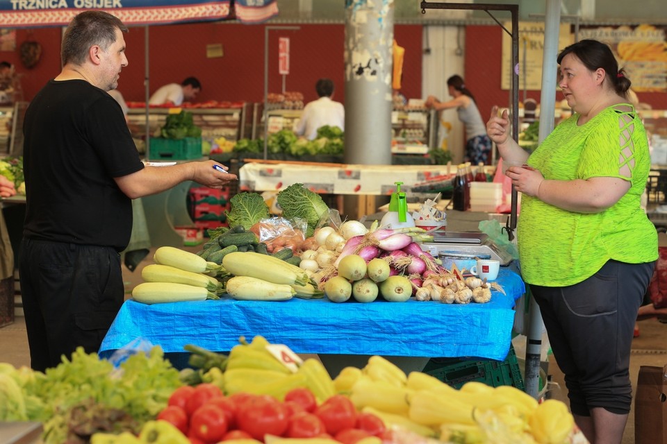 Zeleni četvrtak na osječkoj tržnici Zeleni četvrtak na osječkoj tržnici