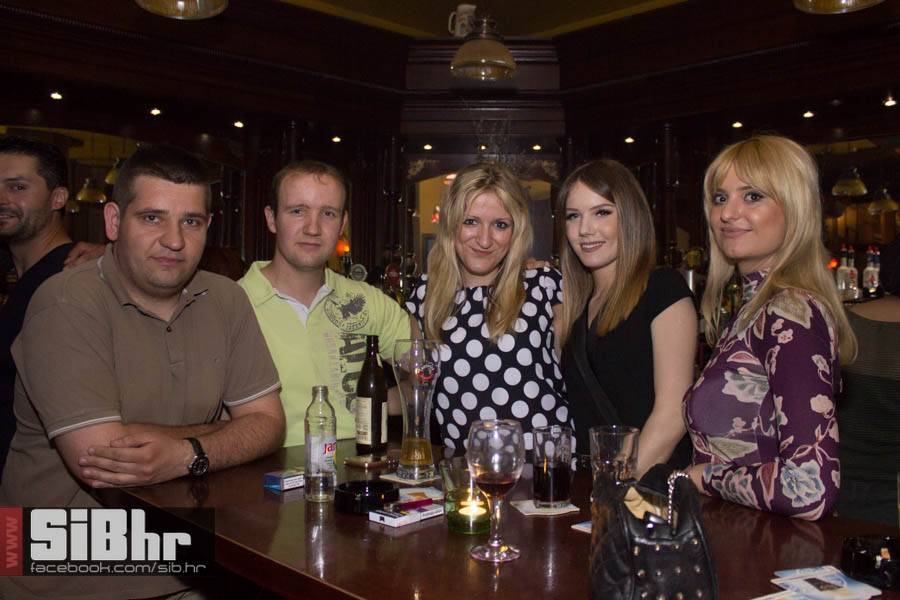 old_bridge_pub_subota_17