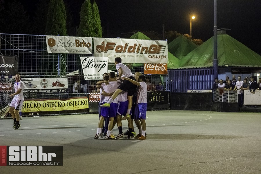 tri_kornera_penal_18