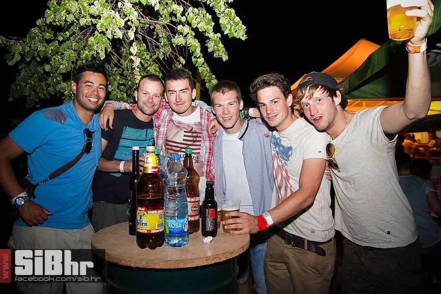 exit2013_SiBhr_64