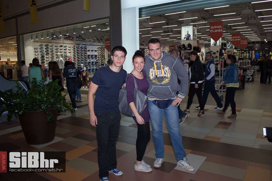 tony_am_SiB_hr_27