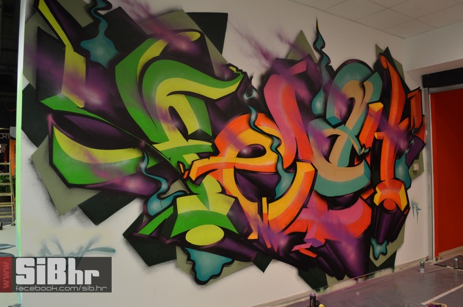 street_art_avenumall_10