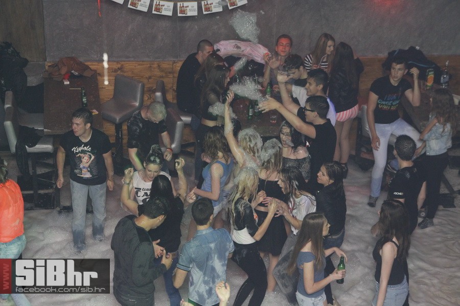 pjena_party_bastion_SiBhr_40 pjena_party_bastion_SiBhr_40