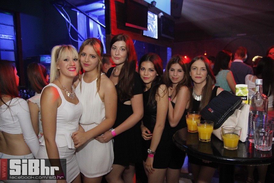 red_carpet_zoran_bastion_80