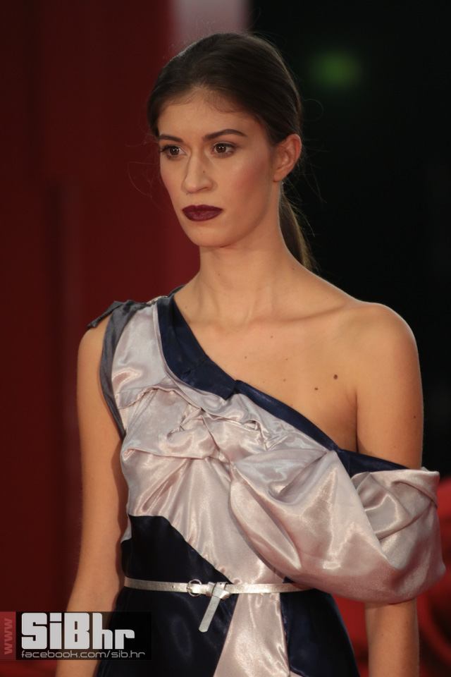 fashion_incubator_2016_portanov