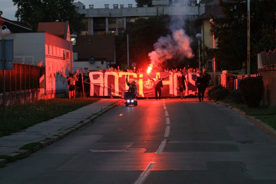 Atmosfera ispred stadiona Osijek – Lokomotiva