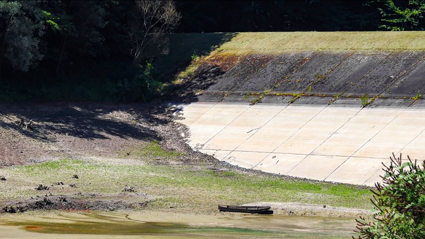 Isušeno jezero Petnja