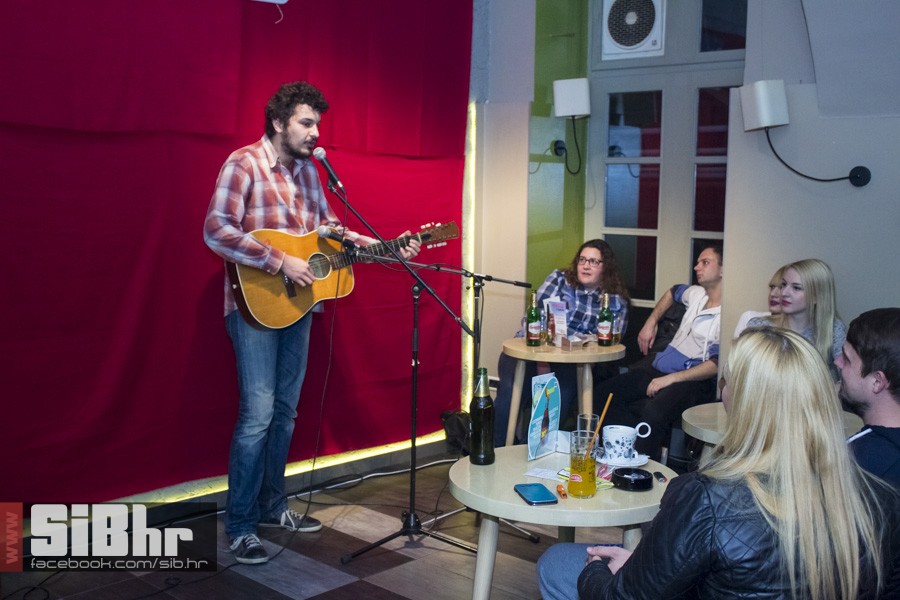 stand_up_2015_SiBhr_49