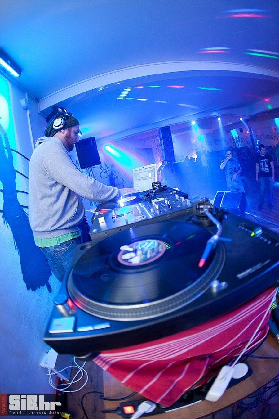 medium_general_woo_sibhr_44