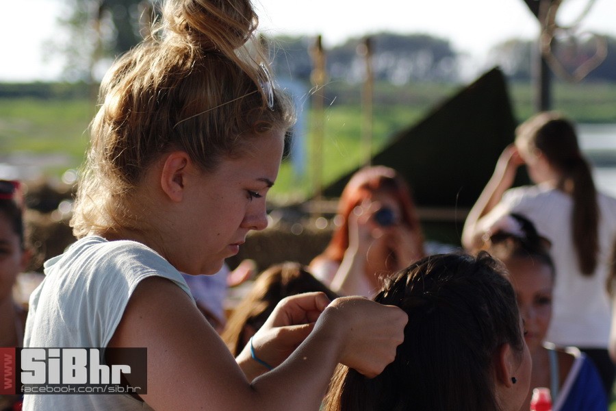 slama_dan_drugi_SiBhr_1 slama_dan_drugi_SiBhr_1