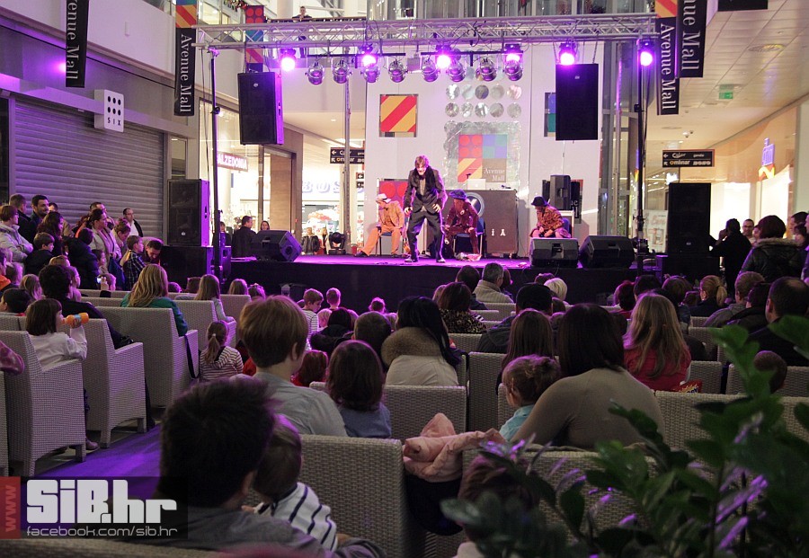 bozicna_bajka_am_14 bozicna_bajka_am_14