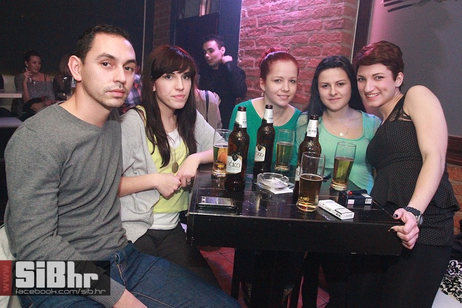 nocni_zivot_Exit_04012013_SiBhr
