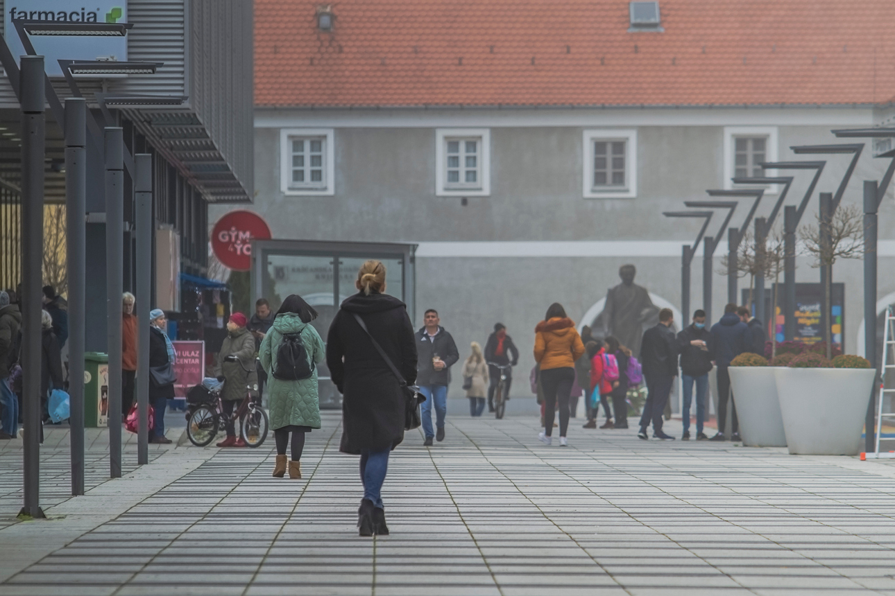 Magloviti prosinac u Osijeku Magloviti prosinac u Osijeku