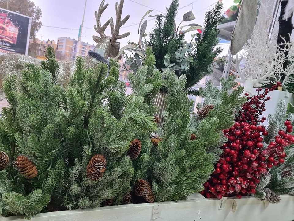 Božićni ukrasi u Floristi