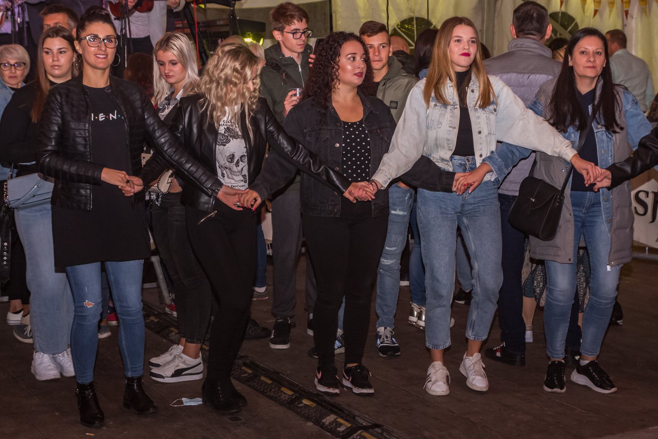 Dani prvog hrvatskog piva 2021: Crvena jabuka Dani prvog hrvatskog piva 2021: Crvena jabuka
