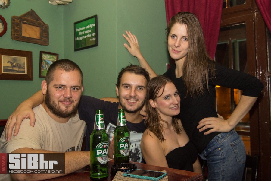 fort_pub_1