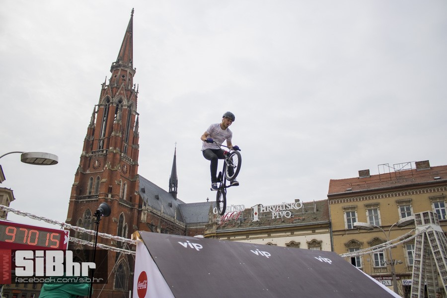 bmx_coca cola_sibhr_os_01