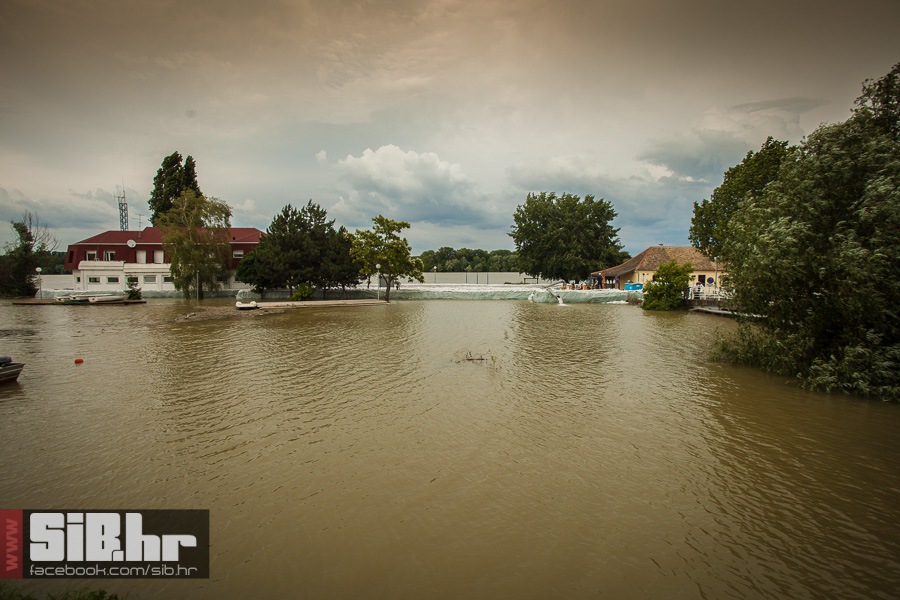 poplave_u_sib_12062013_sibhr_mb