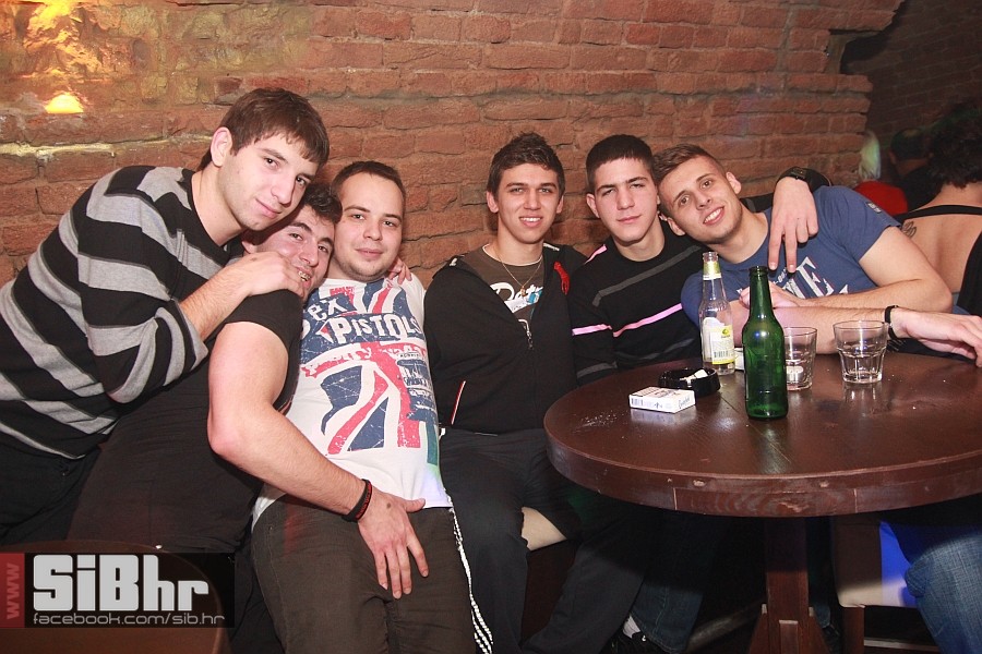 nocni_zivot_harem04012013_SiBhr