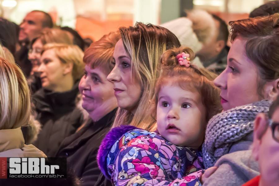 zumbici_bozicni_koncert_23